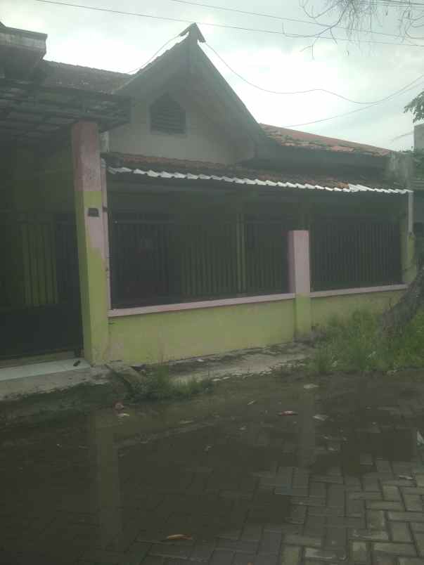 rumah second yang minimalis
