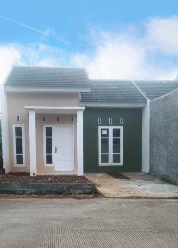 rumah siap huni dalam perumahan curug guning sindur rn