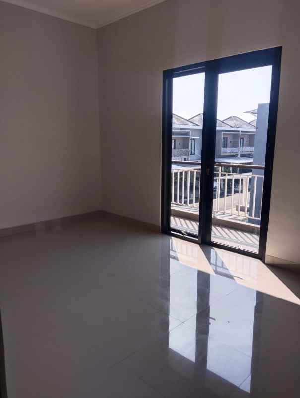 rumah siap huni dekat toll pamulang