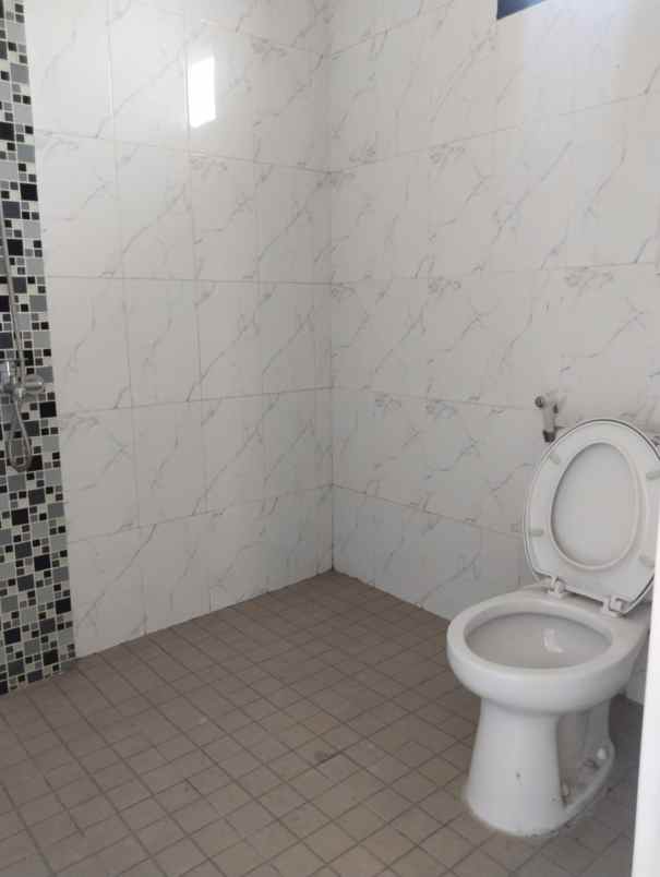 rumah siap huni dekat toll pamulang