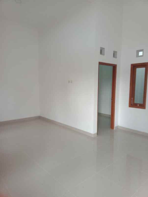 rumah siap huni di jetis baki solobaru sukoharjo