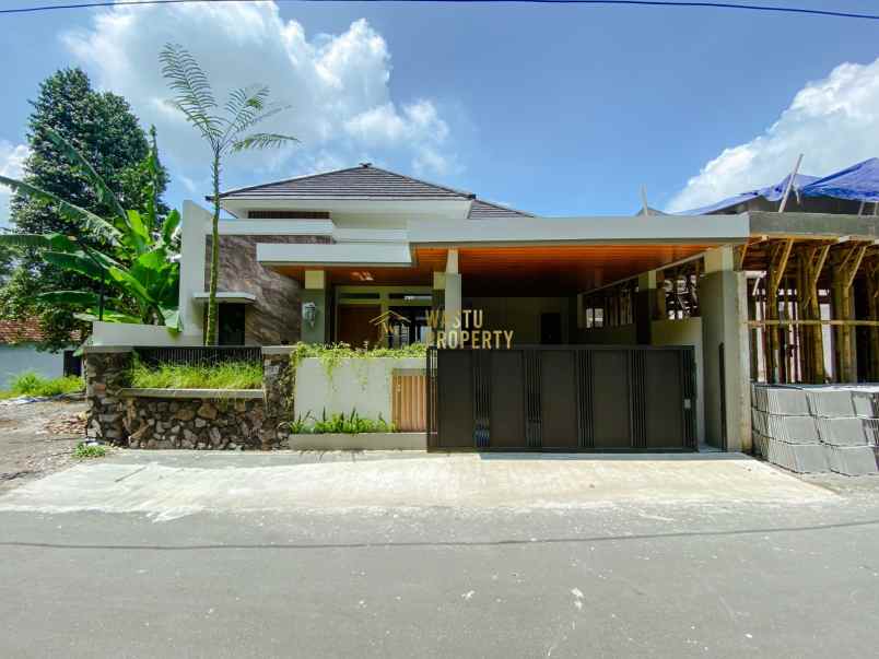 rumah siap huni di ngaglik tanah luas