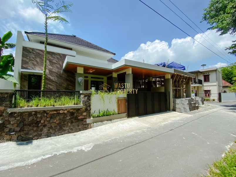 rumah siap huni di ngaglik tanah luas