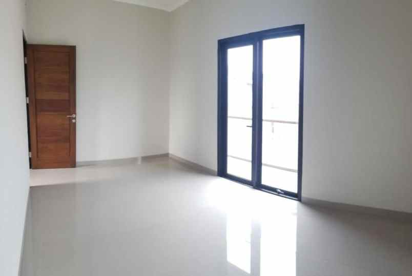 rumah siap huni fasilitas lengkap termurah di pamulang