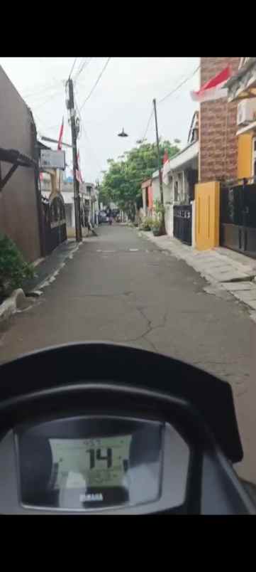 rumah siap huni tipe perumnas dengan luas tanahnya