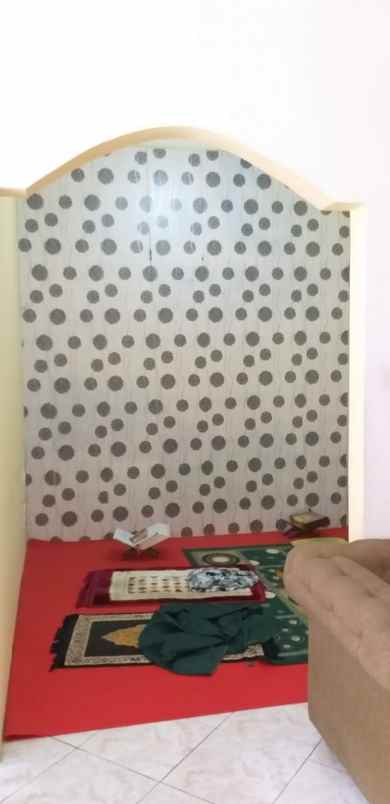 rumah strategis di ngaglik tanah luas