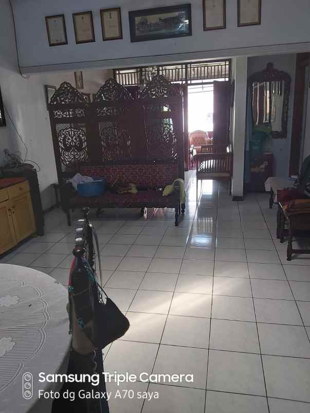 rumah strategis pinggir jalan raya area ciracas