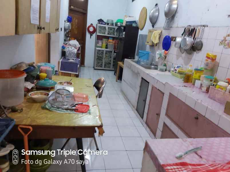 rumah strategis pinggir jalan raya area ciracas