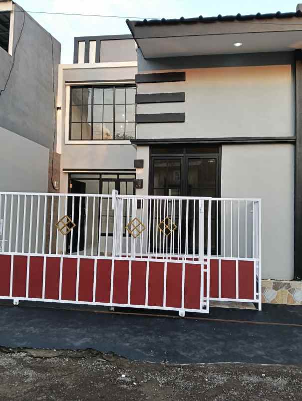 semi furnished 3 kamar tidur bisa kpr dp 0 ready stock