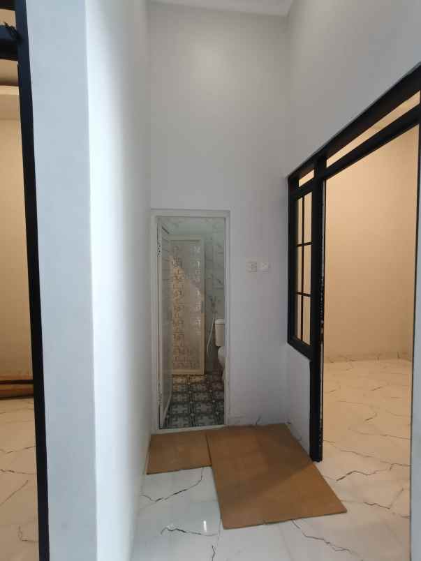 semi furnished 3 kamar tidur bisa kpr dp 0 ready stock