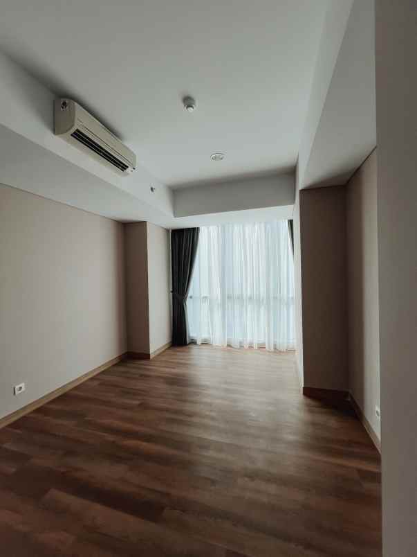 sewa apartemen holland village 3br cempaka putih