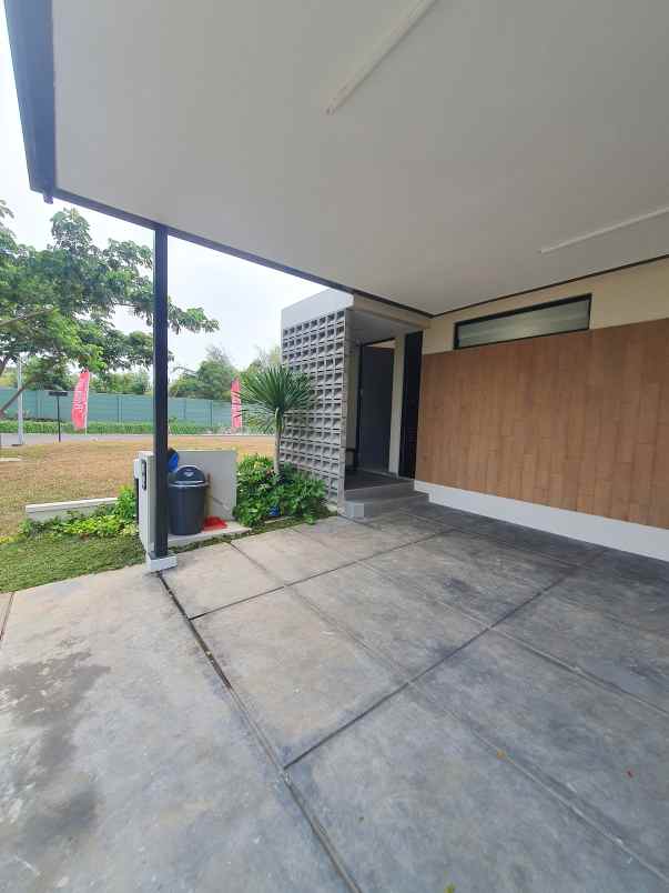suvarna sutera cluster bassanta tipe burnet tangerang