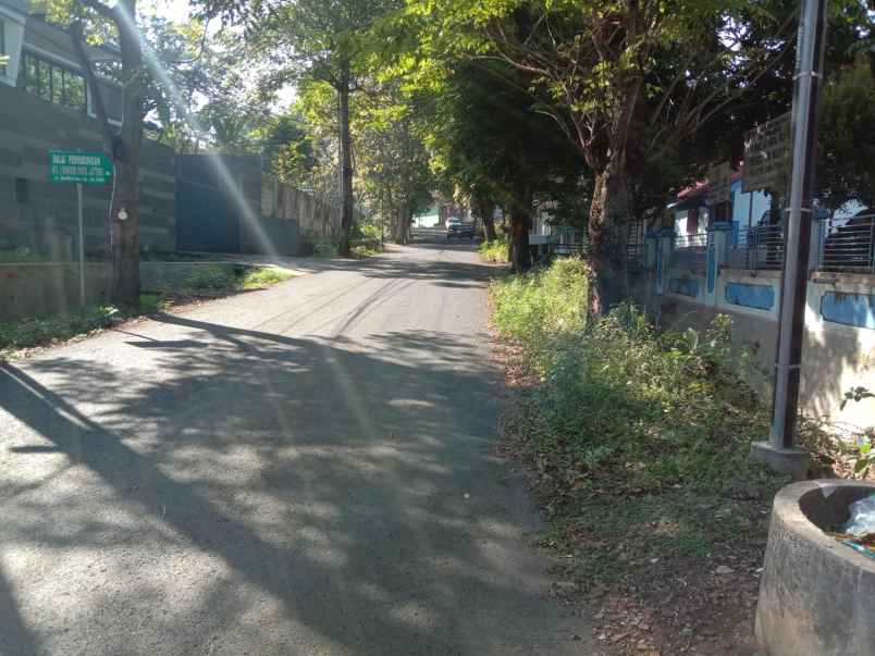 tanah hook jalan raung lingkungan elite