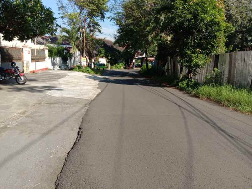 tanah hook jalan raung lingkungan elite