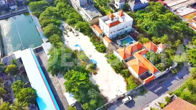 tanah jalan dewi sri