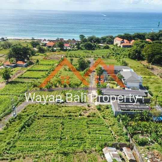 tanah jalan pantai matahari terbit