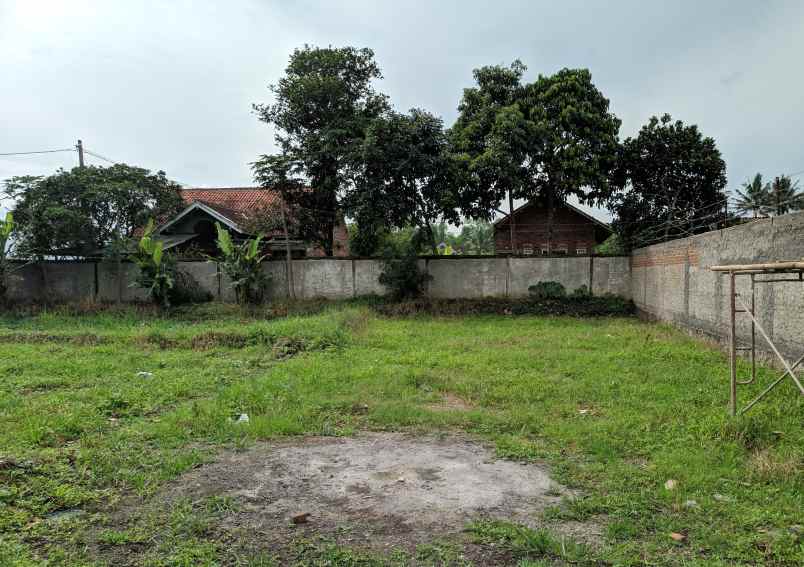 tanah jalan raya banyuresmi