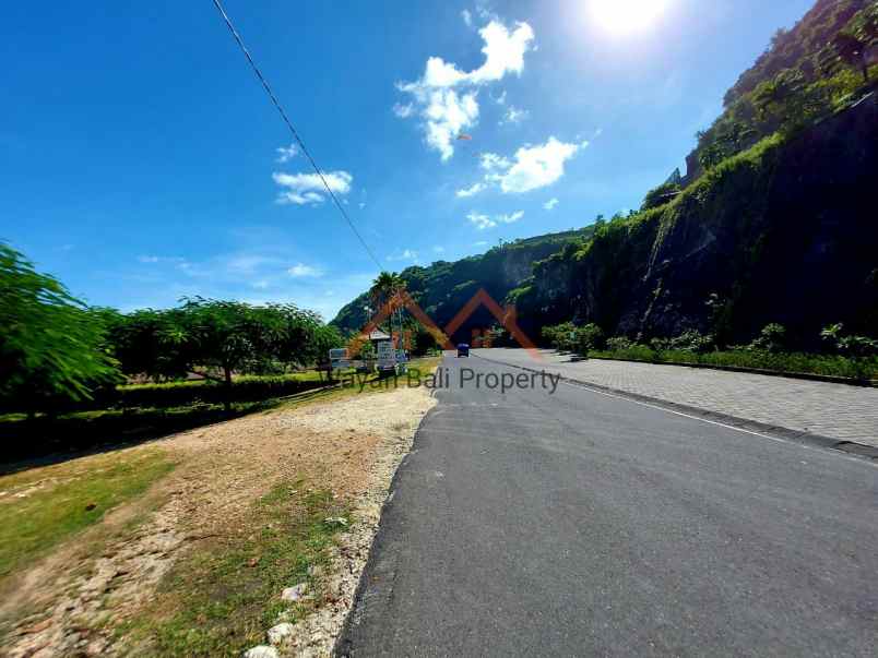 tanah jln pantai pandawa