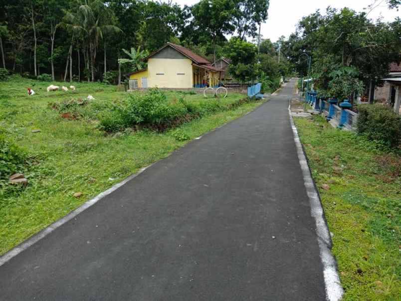 tanah pojok mojogedang karanganyar