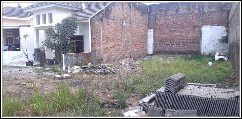 utara pasar godean 300 jutaan dalam perumahan