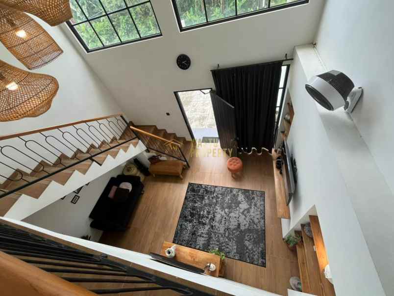 villa private pool 2 lantai di palagan ngaglik sleman