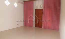 Rumah Dijual di sutami,  setrasari,  setrawangi