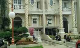 Rumah Dijual di Jl,  Raya Kalideres