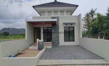 400 jt-an dekat Prambanan, Dijual Rumah Strategis