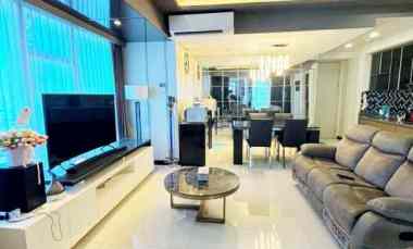 Apartment La Riz Mansion