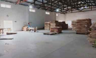 Komersial Dijual di Jember