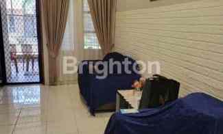 Buyer Only, Rungkut, Rumah Furnish Lengkap Tinggal Masuk