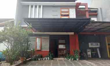 Rumah Cantik di Buah Batu Kencana Town House Cijawura Girang Bandung