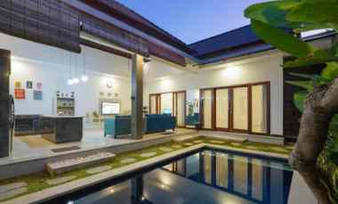 cozy private villa for rent in seminyak