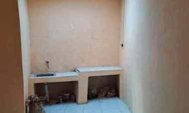 D Jual Rumah Strategis Siap Huni