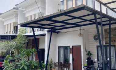 Di JUAL - Rumah Cantik di Emerald 8, Pamulang