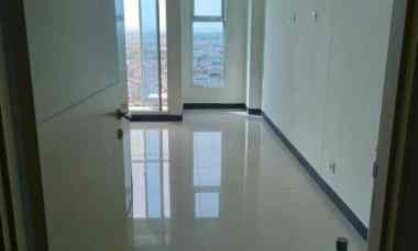 East Coast Amor, Lantai 9, Studio, Kondisi Baru dan Kosongan