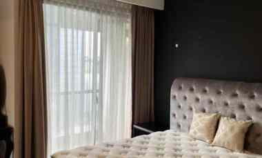 Apartemen Mewah Sudirman Suites Pinggir Jalan Boulevard 3BR Bagus