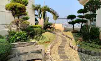 Apartement Mewah Penthouse Simprug Teras Jakarta Selatan