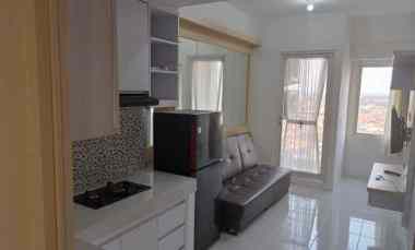 Puncak Kertajaya 2 Br Full Furnish Interior Lantai 11 View Kolam Poll