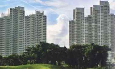 Apartemen Adhiwangsa 3br Long and Wide Golf View dekat Pakuwon Mall