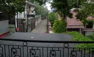 Jual Rumah Asri Strategis di Tulodong Bawah - Jakarta Selatan