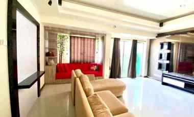 Apartemen Waterplace Penthouse Full Furnished dekat Pakuwon Mall