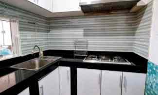 Dijual Cepat Turun Harga Apt. Paladian Semi Furnish Bagus,NEGO