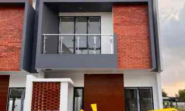 Dijual Cepat BU Rumah 2 Lantai Murah