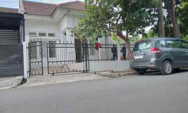 Dijual Cepat Rumah Graha Raya dekat Alam Sutera