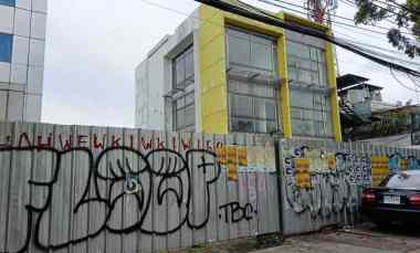 Dijual Cepat Tanah Bonus 2 Gedung Komersial