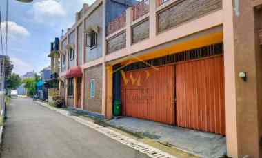 Kost Putri 2 Lantai di Belakang Rs Jih Sangat Strategis