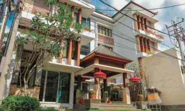 dijual hotel jl shri lakshmi legian kec