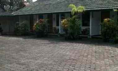 dijual hotel ring road maguwoharjo