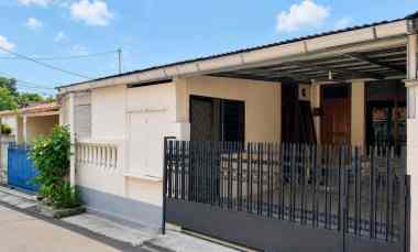 dijual kost ciputat